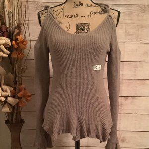 EXPRESS LONG SLEEVE TOP